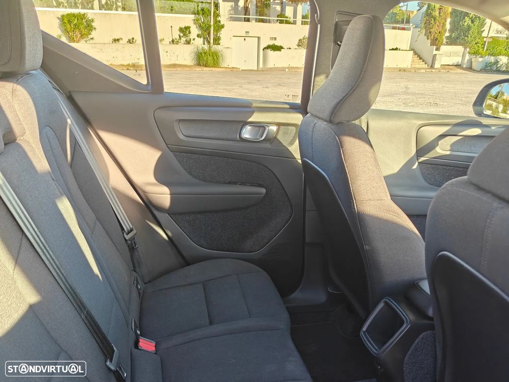 Volvo XC 40 1.5 T2 Essential Auto - 10