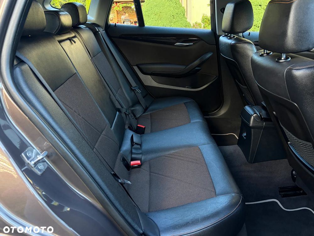BMW X1 sDrive20d EfficientDynamics Edition xLine - 7