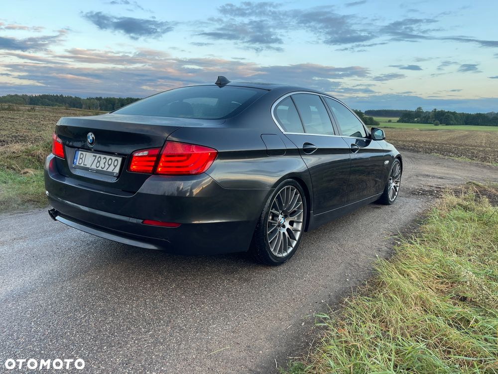 BMW Seria 5 520d Touring - 32