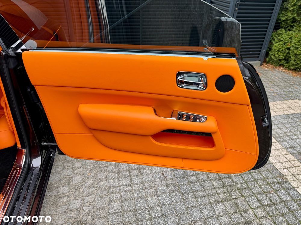 Rolls-Royce Wraith Black Badge - 15