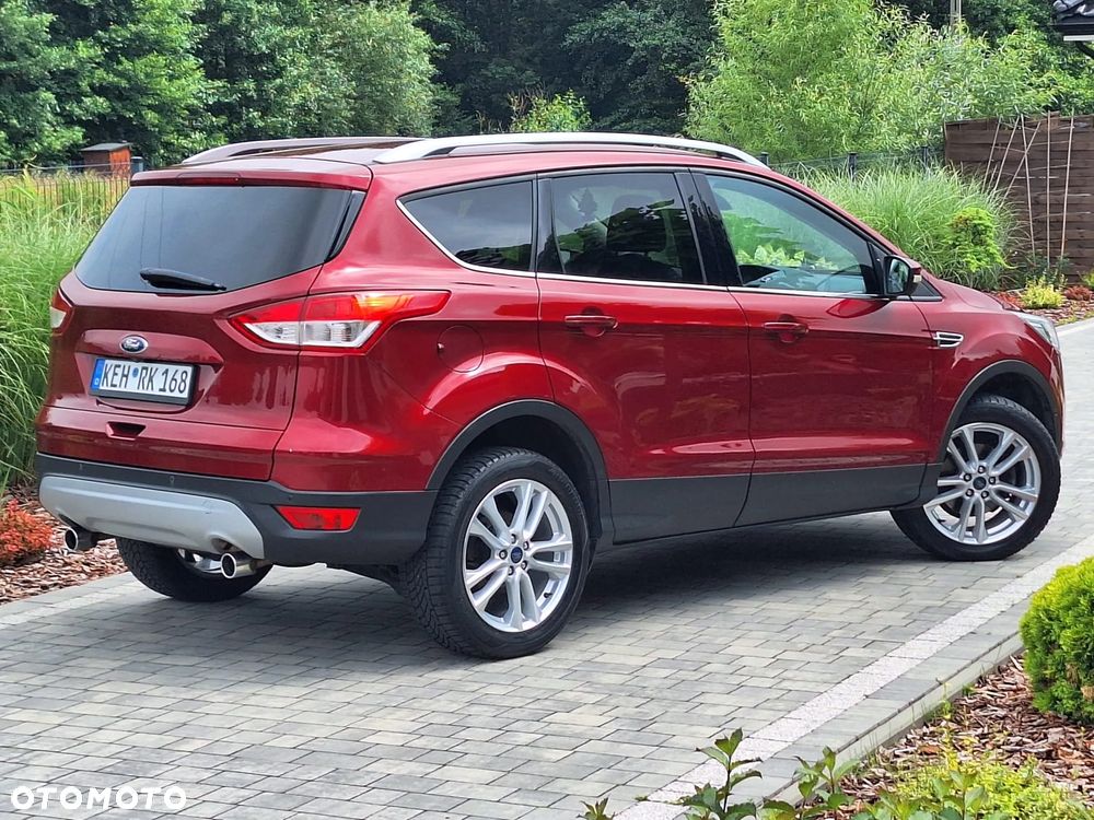 Ford Kuga 1.5 EcoBoost 2x4 Titanium - 5