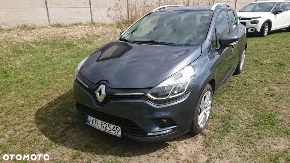Renault Clio - 25
