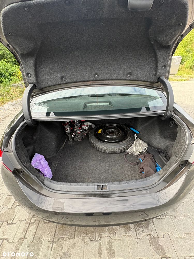 Toyota Corolla 1.6 Active - 19