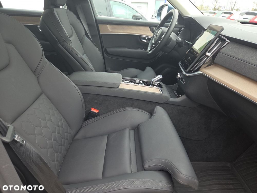 Volvo XC 90 B5 B AWD Plus Bright - 11