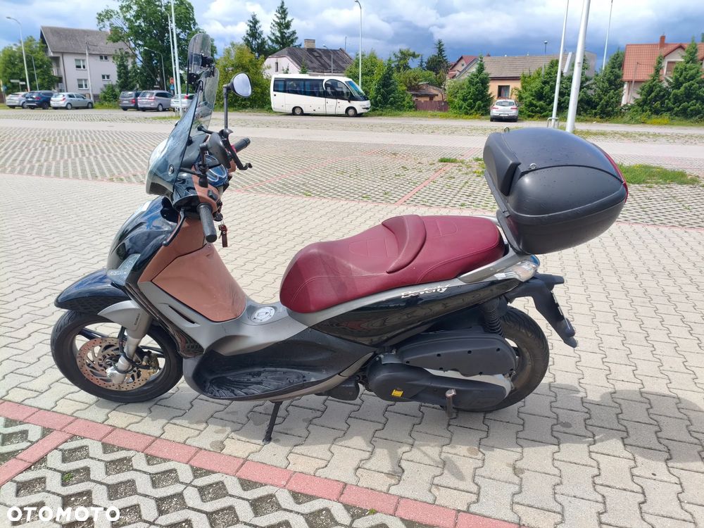 Piaggio Beverly - 28