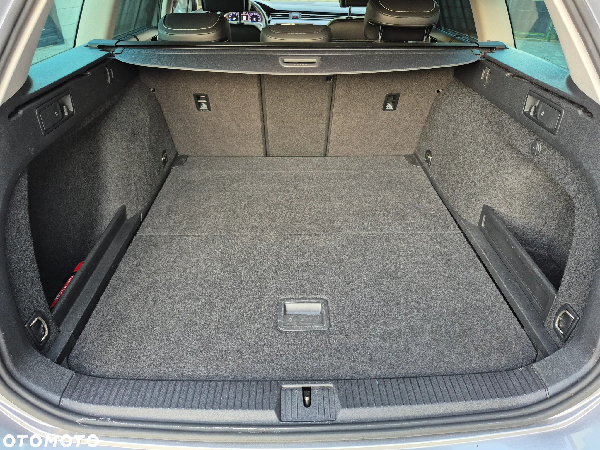 Volkswagen Passat Alltrack 2.0 TSI 4Mot DSG - 8