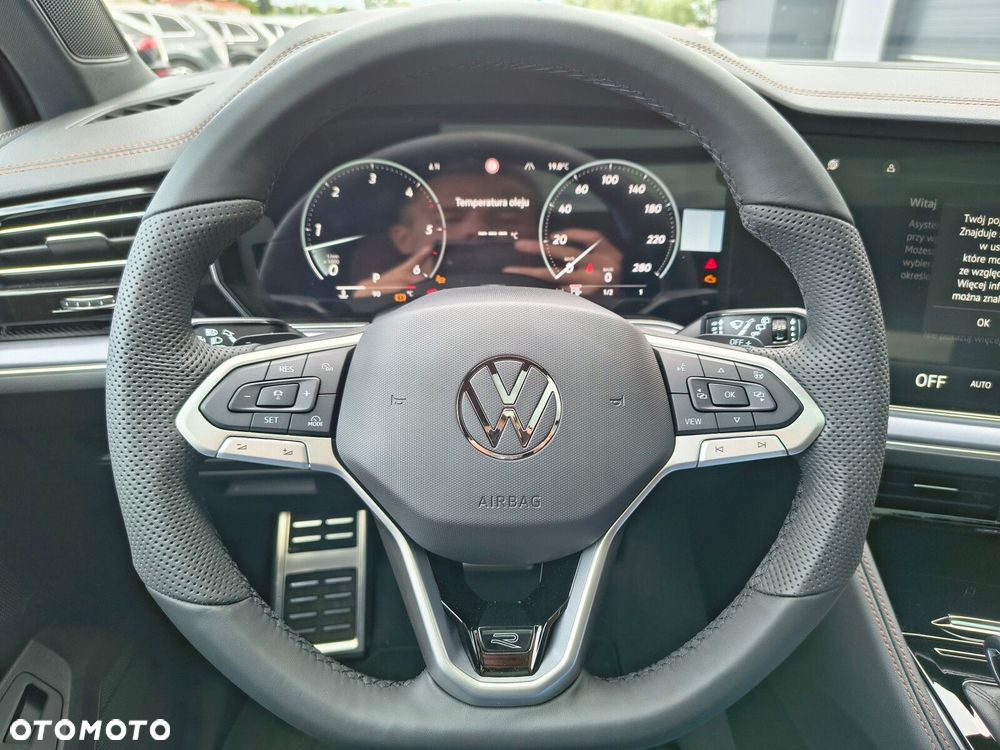 Volkswagen Touareg - 20