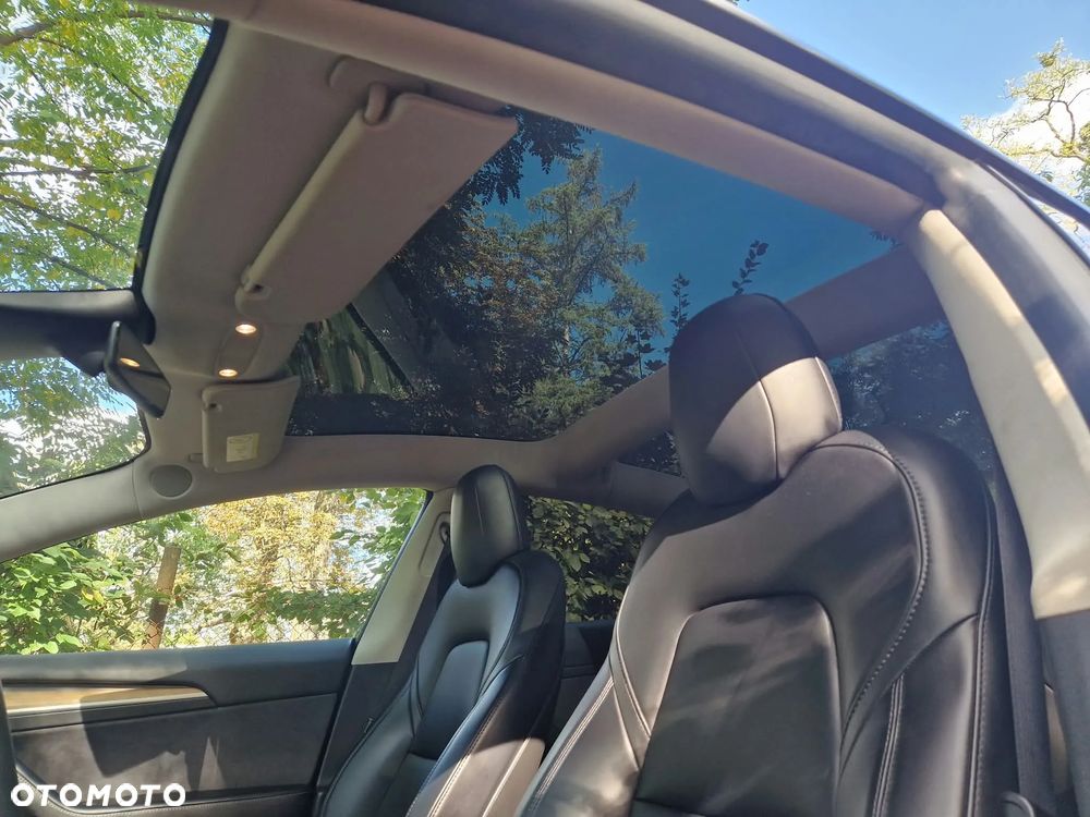 Tesla Model 3 RWD - 23