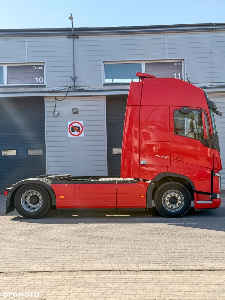 Volvo FH 460 / STANDARD / XXL / i SAVE / EURO 6/ GLOBETROTTER/ / AUTOMAT/SERVIS /2019/ KAMERA/ SKÓRY/ XENON /PERFEKCYJNY STAN / ZABUDOWY  MIĘDZYOSIOWE/ - 3