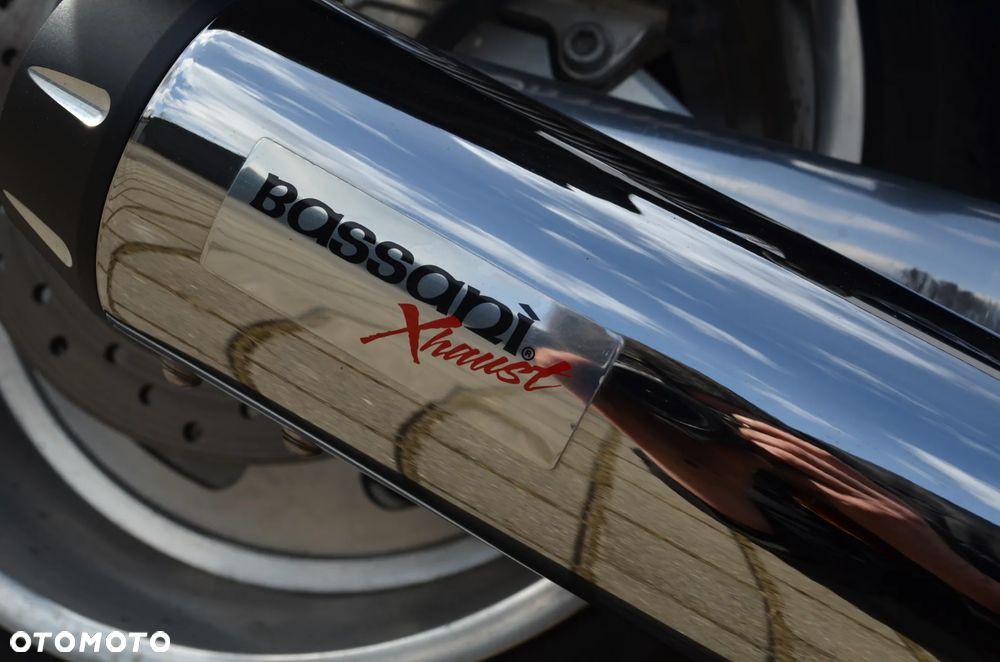 Harley-Davidson V-Rod Street Rod - 16