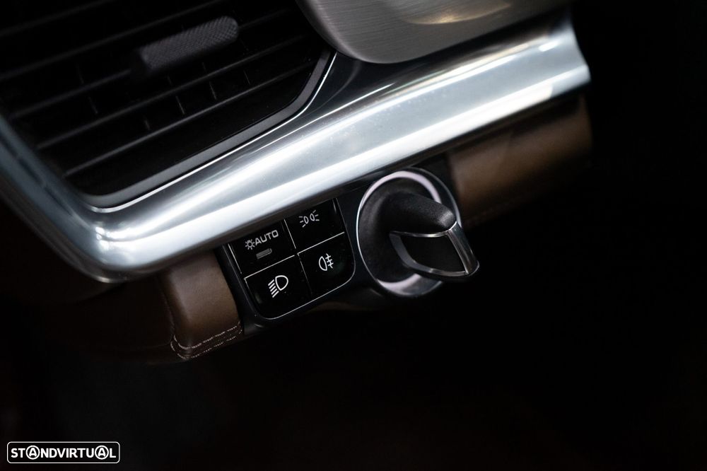 Porsche Panamera Sport Turismo 4 E-Hybrid - 30