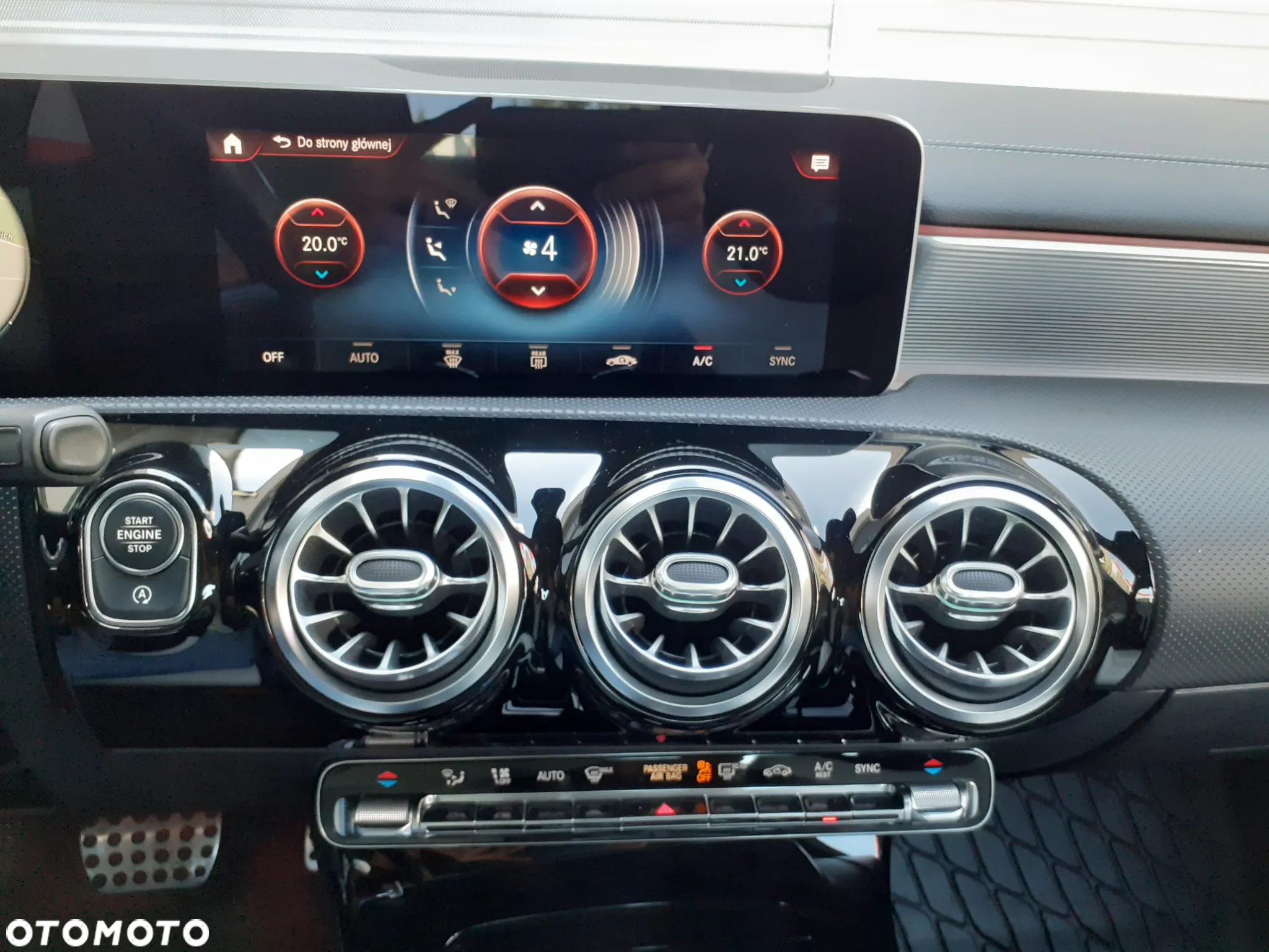 Mercedes-Benz CLA 220 4-Matic AMG Line 7G-DCT - 22