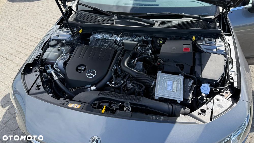 Mercedes-Benz CLA 180 7G-DCT Edition AMG Line - 34