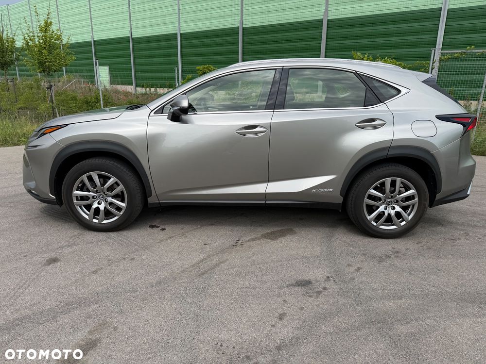 Lexus NX - 4
