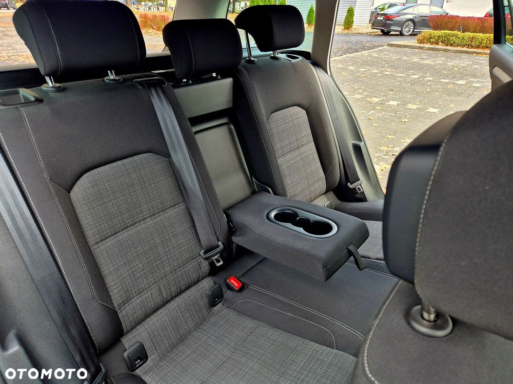 Volkswagen Passat 2.0 TSI Business DSG - 19