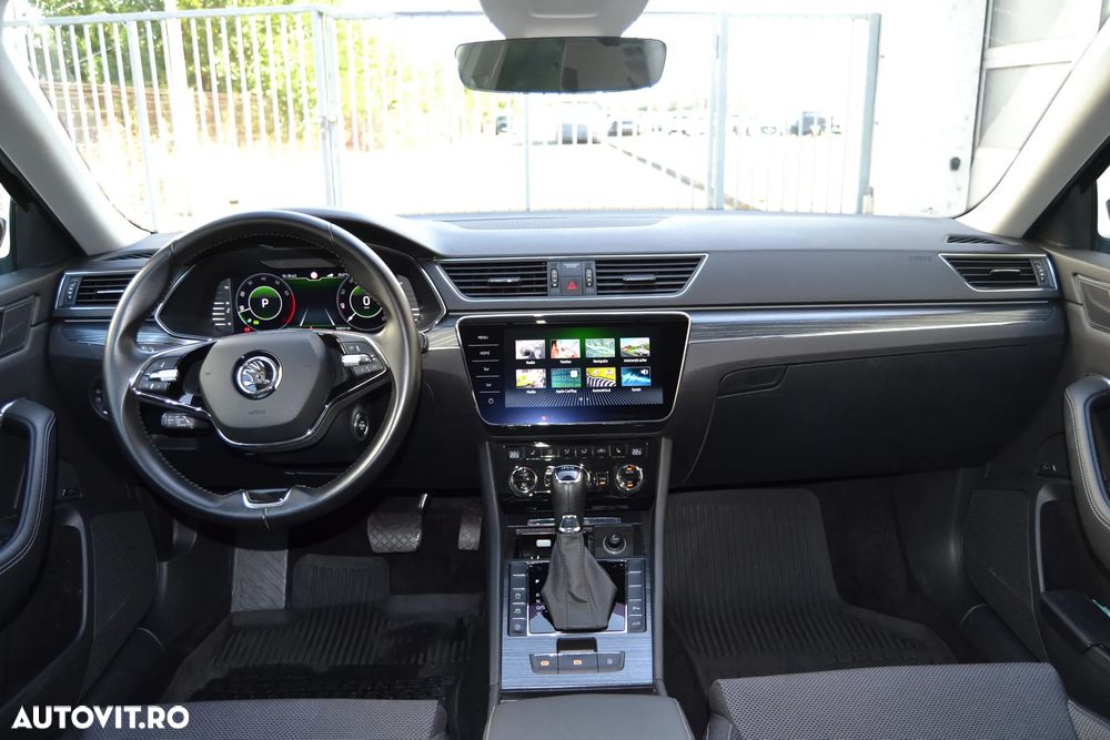 Skoda Superb 2.0 TSI DSG Style - 7