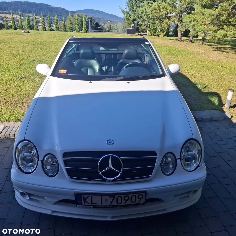 Mercedes-Benz CLK - 11