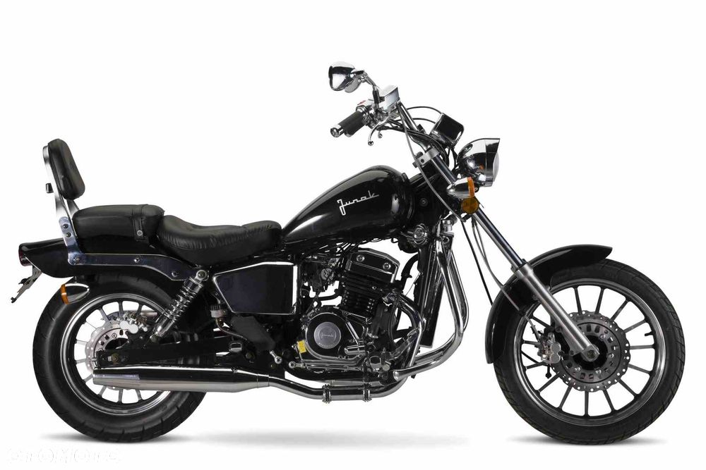 Junak M11