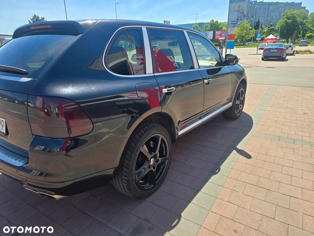 Porsche Cayenne - 5