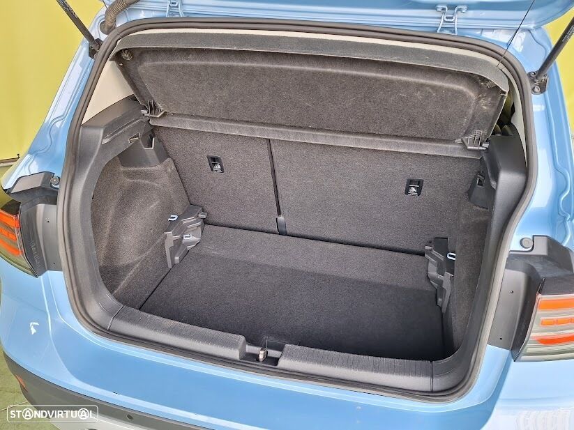 VW T-Cross 1.0 TSI Urban - 28