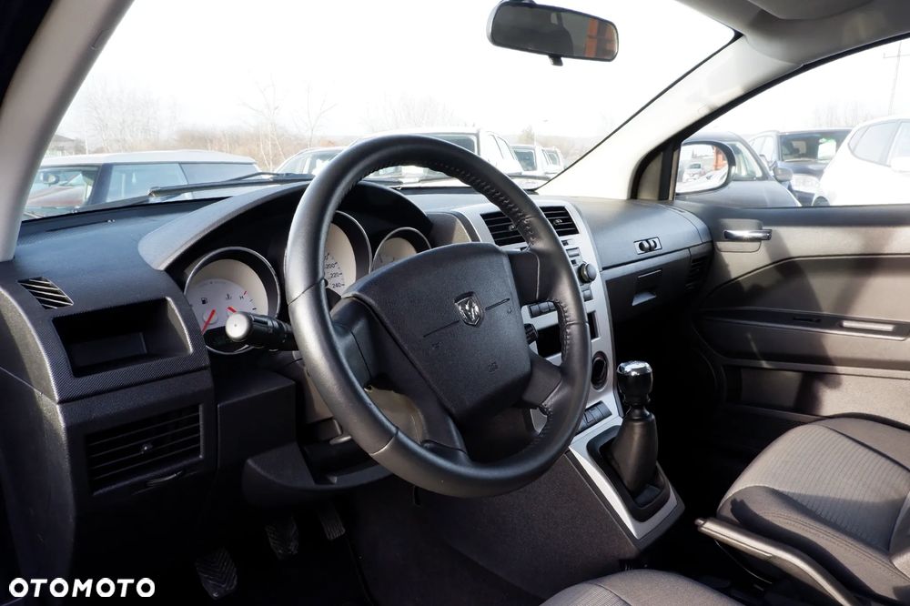 Dodge Caliber 2.0 CRD SXT - 23