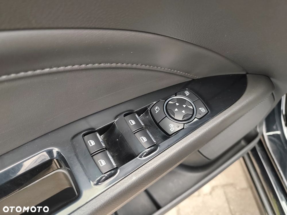 Ford Mondeo 2.0 TDCi PowerShift-Aut Allrad Titanium - 35