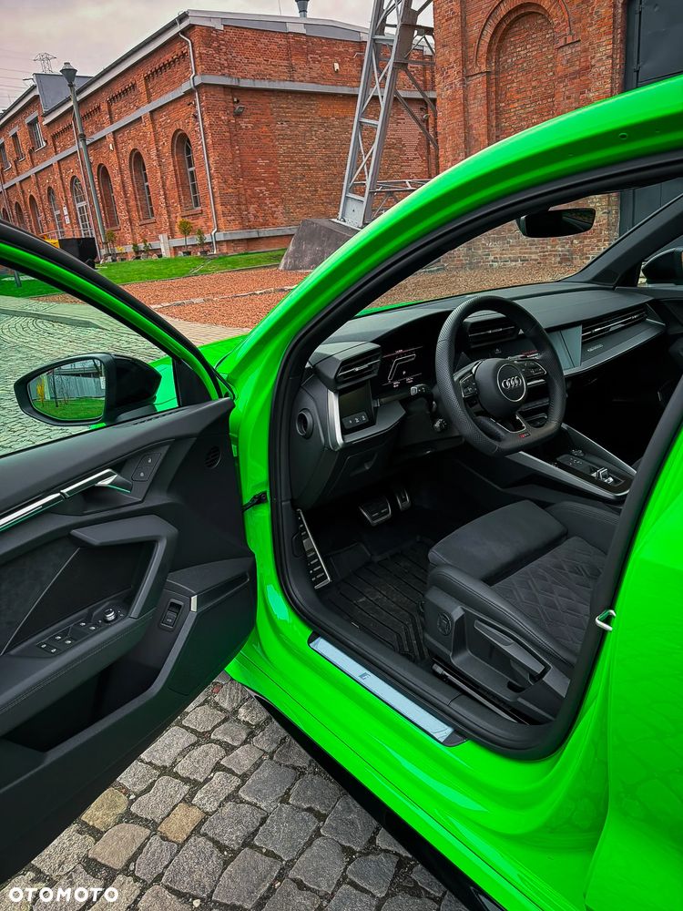 Audi RS3 Limousine - 15