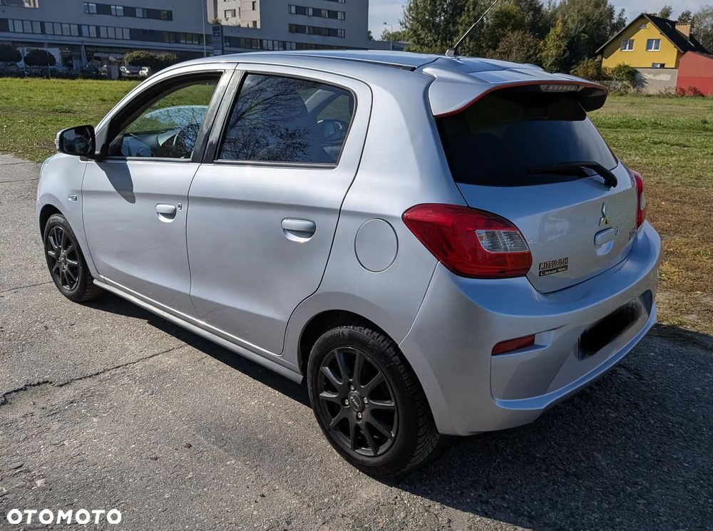 Mitsubishi Space Star - 6