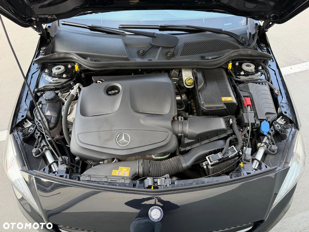 Mercedes-Benz Klasa A 180 7G-DCT StreetStyle - 30