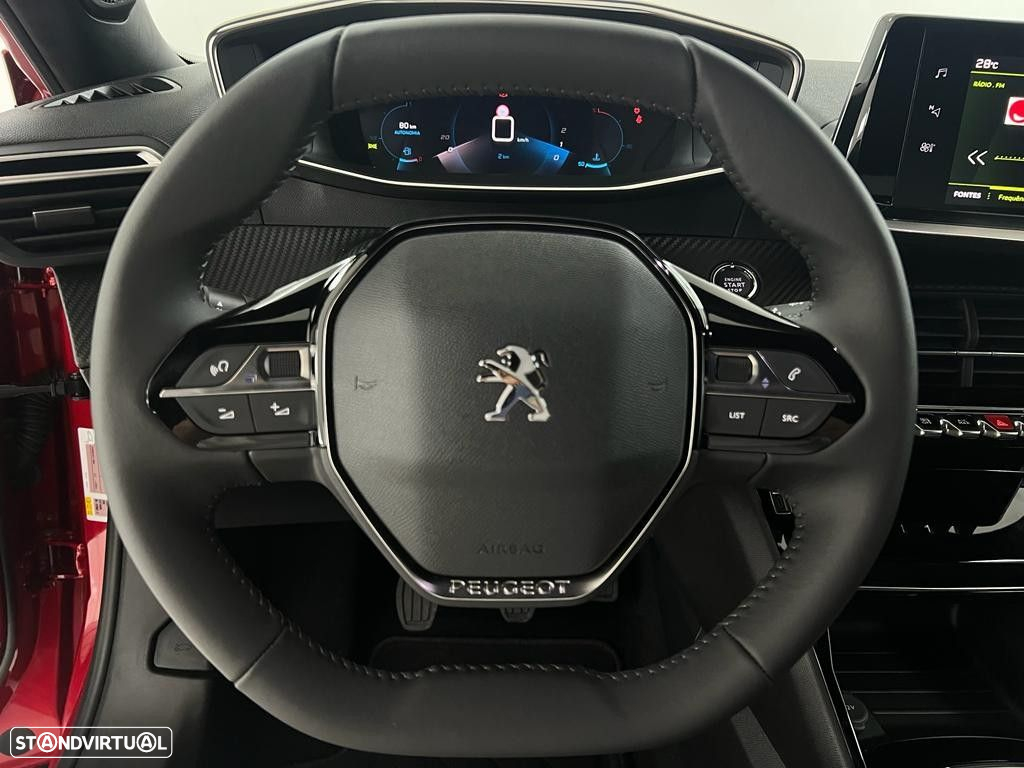 Peugeot 2008 1.2 PureTech Allure Pack - 19