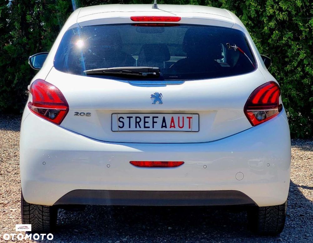 Peugeot 208 - 19