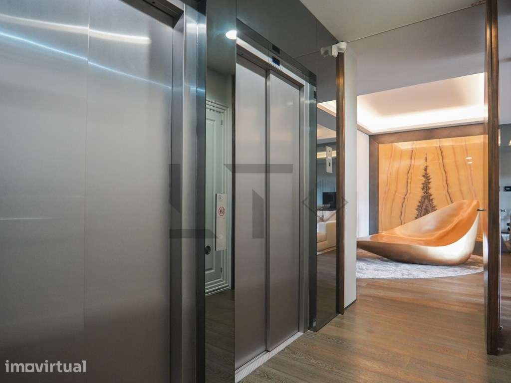 Apartamento T3 de luxo com Vista Rio e Garagem, para Venda na Av. d... - Grande imagem: 3/55