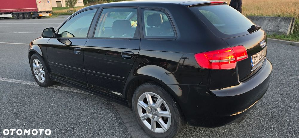 Audi A3 Sportback 1.2 TFSI Ambiente - 8