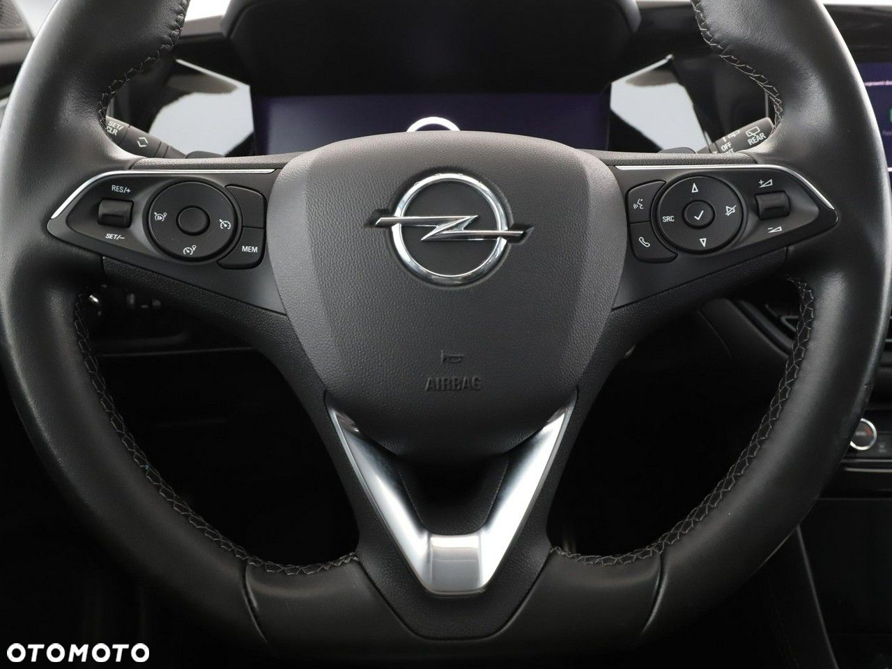 Opel Grandland X 1.2 T GPF Design Line S&S - 21