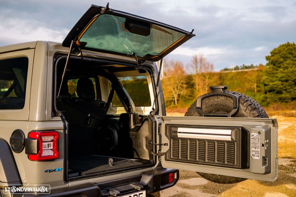 Jeep Wrangler Unlimited 2.0 4xe Plug-In Hybrid Hardtop Rubicon - 16