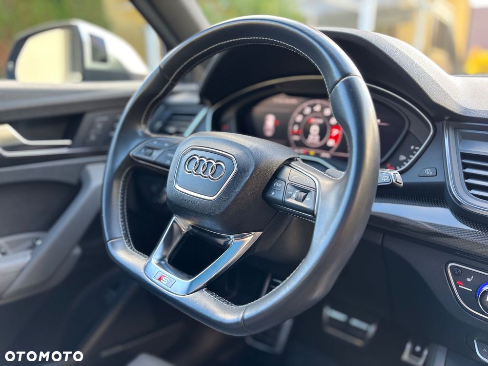 Audi SQ5 - 35