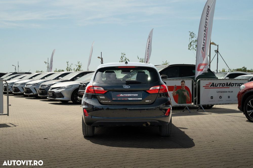 Ford Fiesta - 25