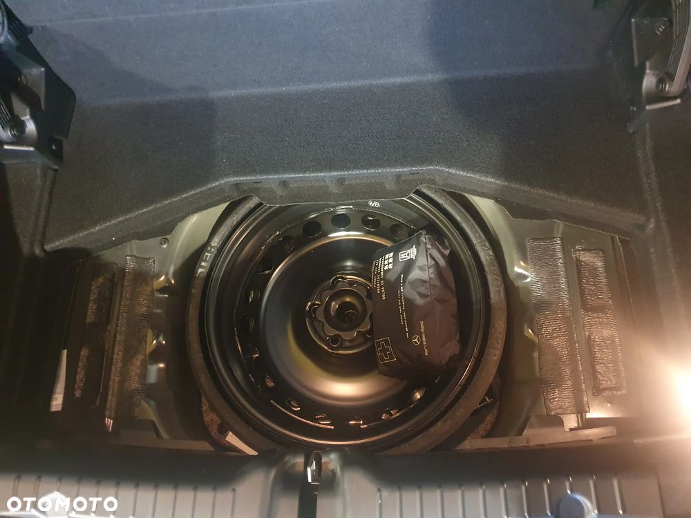 Mercedes-Benz SLK 350 - 23