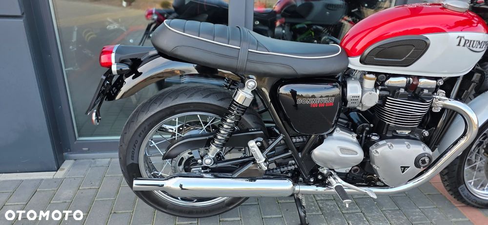 Triumph Bonneville - 10