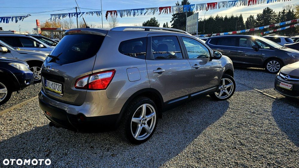 Nissan Qashqai+2 - 6