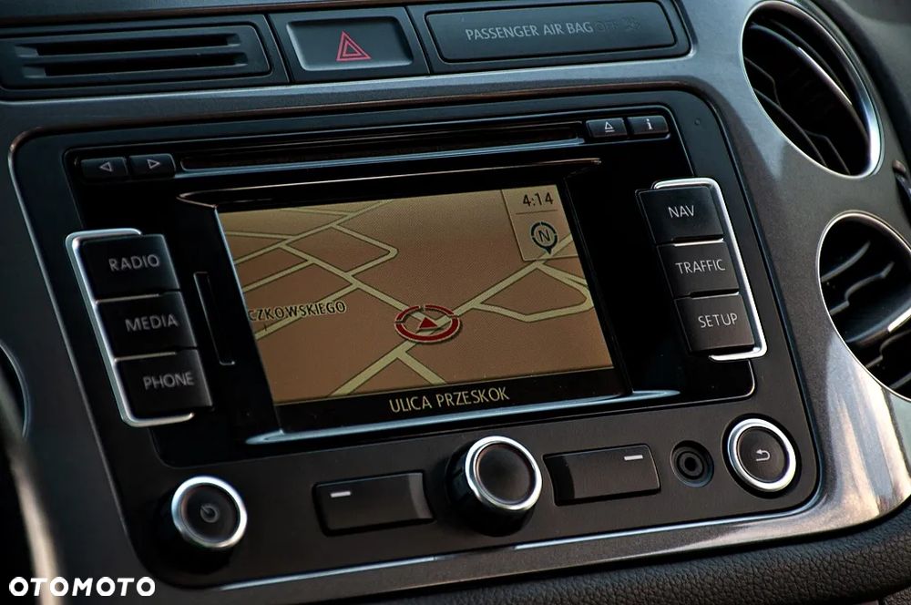 Volkswagen Tiguan 2.0 TDI DPF 4Motion BlueMotion Technology DSG Exclusive - 27