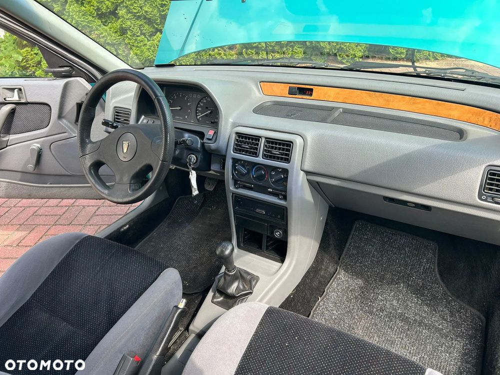 Rover 214 - 12