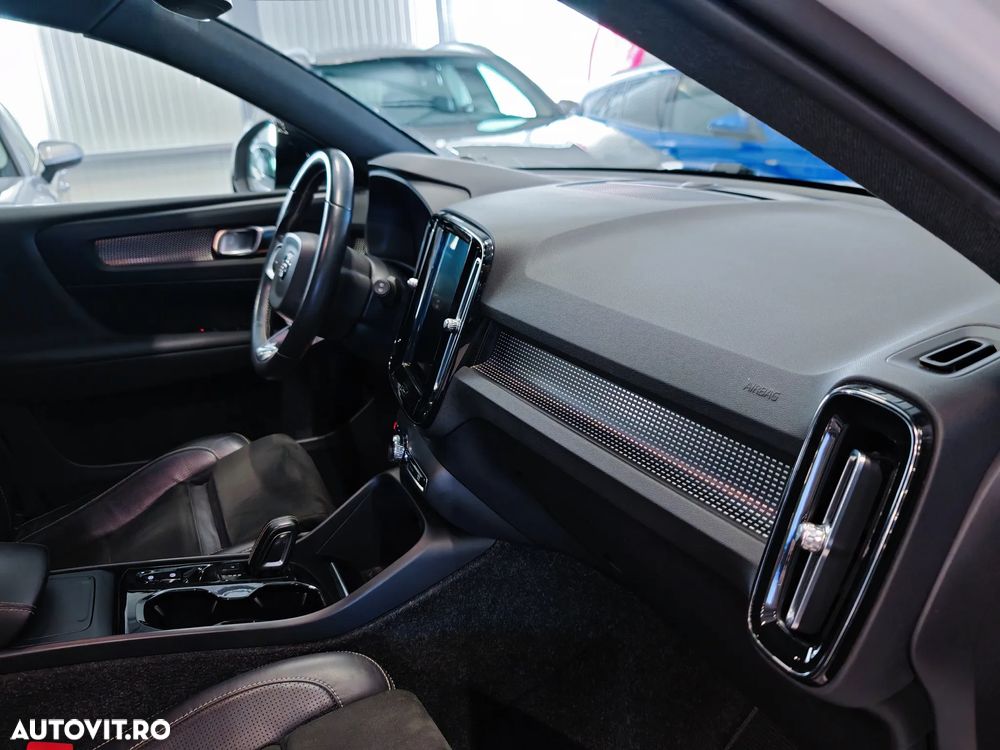 Volvo XC 40 D3 R-Design - 31