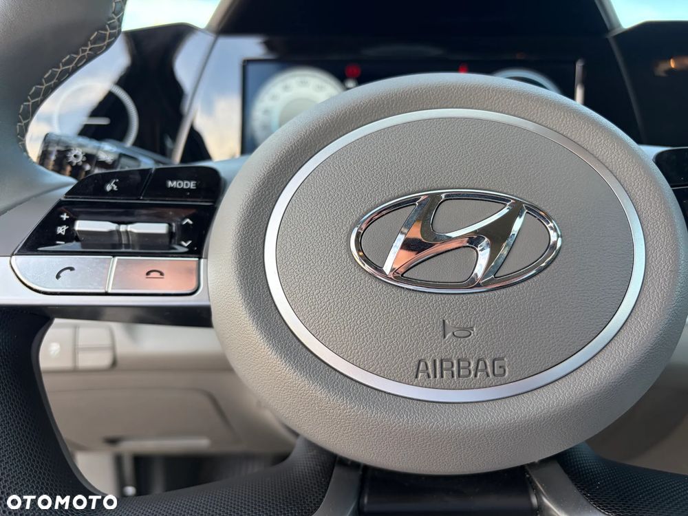 Hyundai Elantra 1.6 Smart - 12