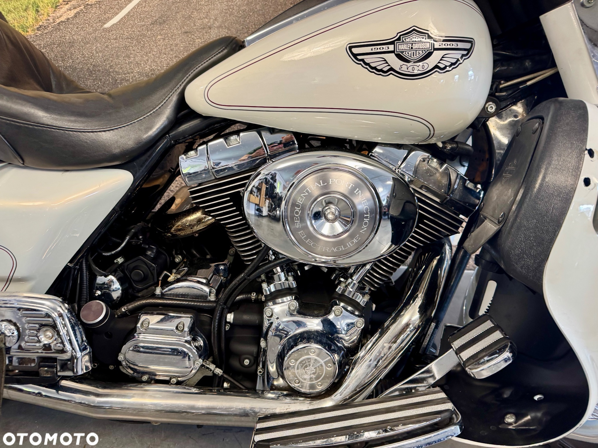 Harley-Davidson Touring Electra Glide - 9