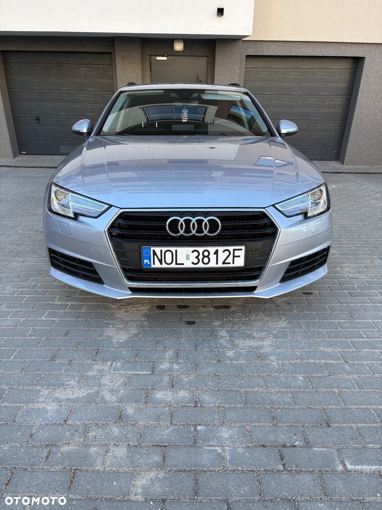 Audi A4 Avant 2.0 TDI S tronic - 1