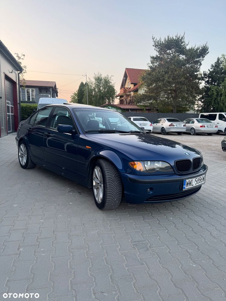 BMW Seria 3 318i - 7