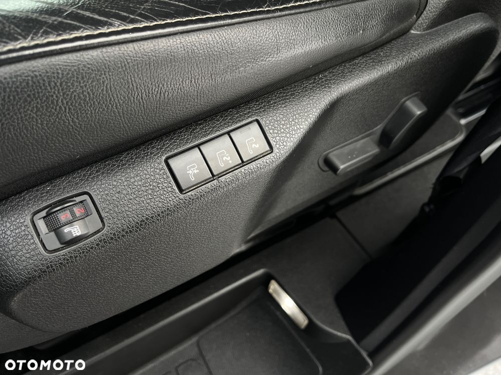 Peugeot Traveller 2.0 BlueHDi Long Business Vip - 28