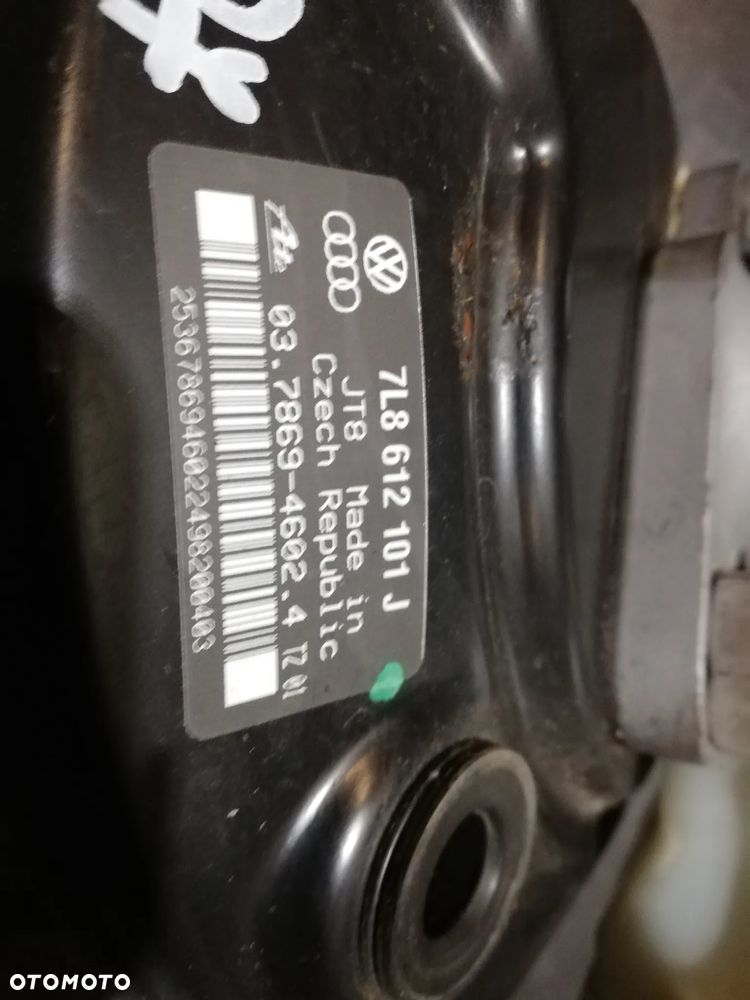 Serwo AUDI Q7 7L8612101J 3.0L diesel - 3