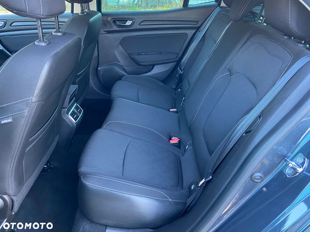 Renault Megane ENERGY TCe 140 EDC LIMITED - 40